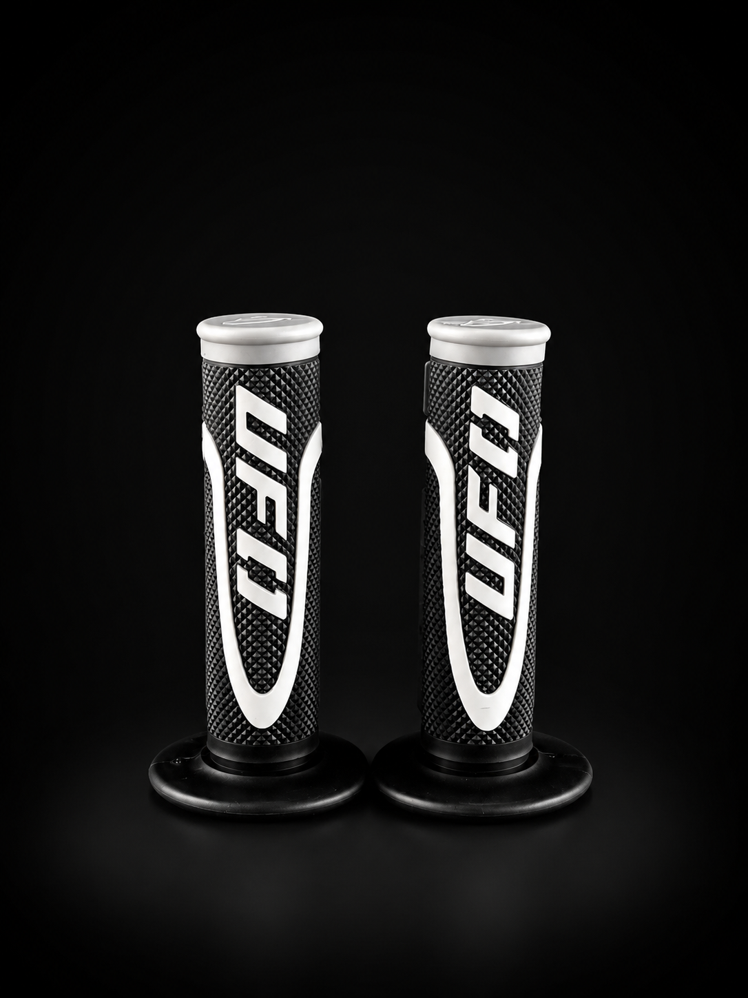 Puños UFO Racing - Negro / Blanco